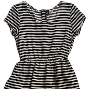 H&M Black & White Dress with Pockets